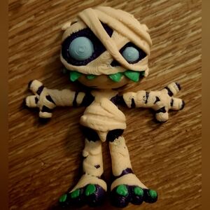 Mummy Reptile Toy - Cream and Purple